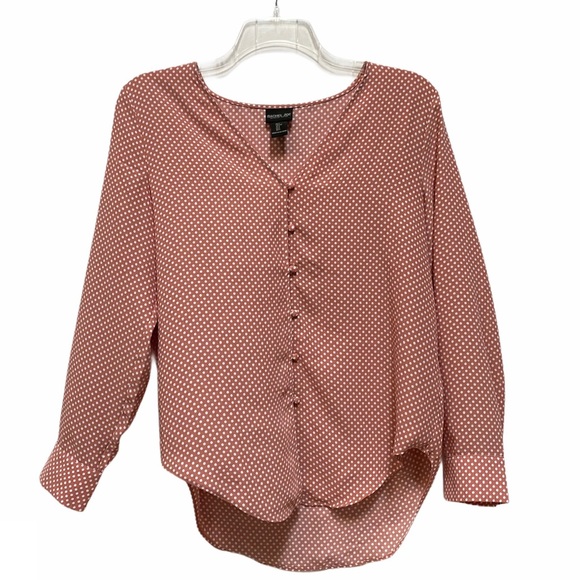 ⚡️sale⚡️Rachel Zoe salmon polkadot button down top - Picture 7 of 12